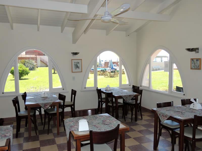 Hotel Tejas Rojas Villa Gesell Buitenkant foto